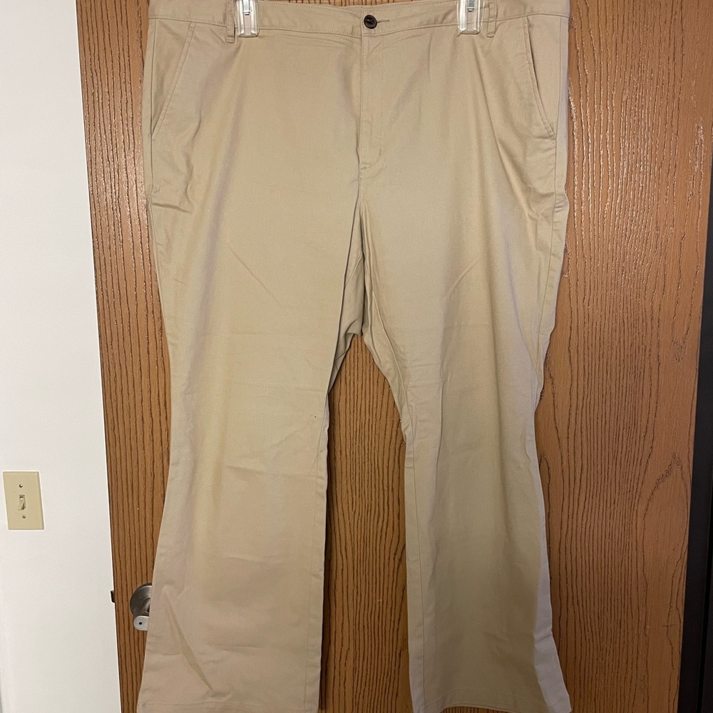 Old Navy Women’s khaki flare pants